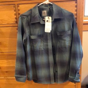 Ascend Green/sage green long sleeve button up shirt. S/P